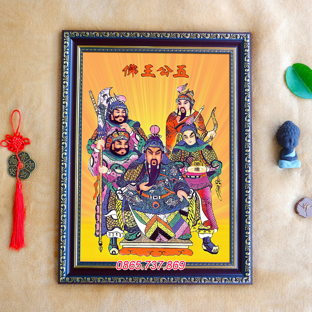 Tranh Ngũ Quan Công bằng vải phủ bóng khung composite xịn xò 38x50cm
