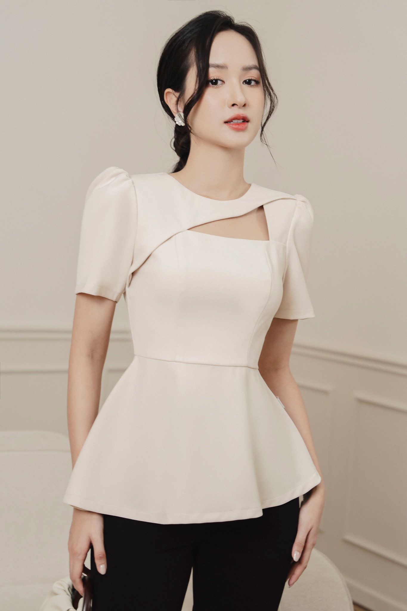 Hoàn Tiền 20%] Áo Đáp Chéo Cut Out Peplum Tiinstore Ahn744 | Lazada.Vn