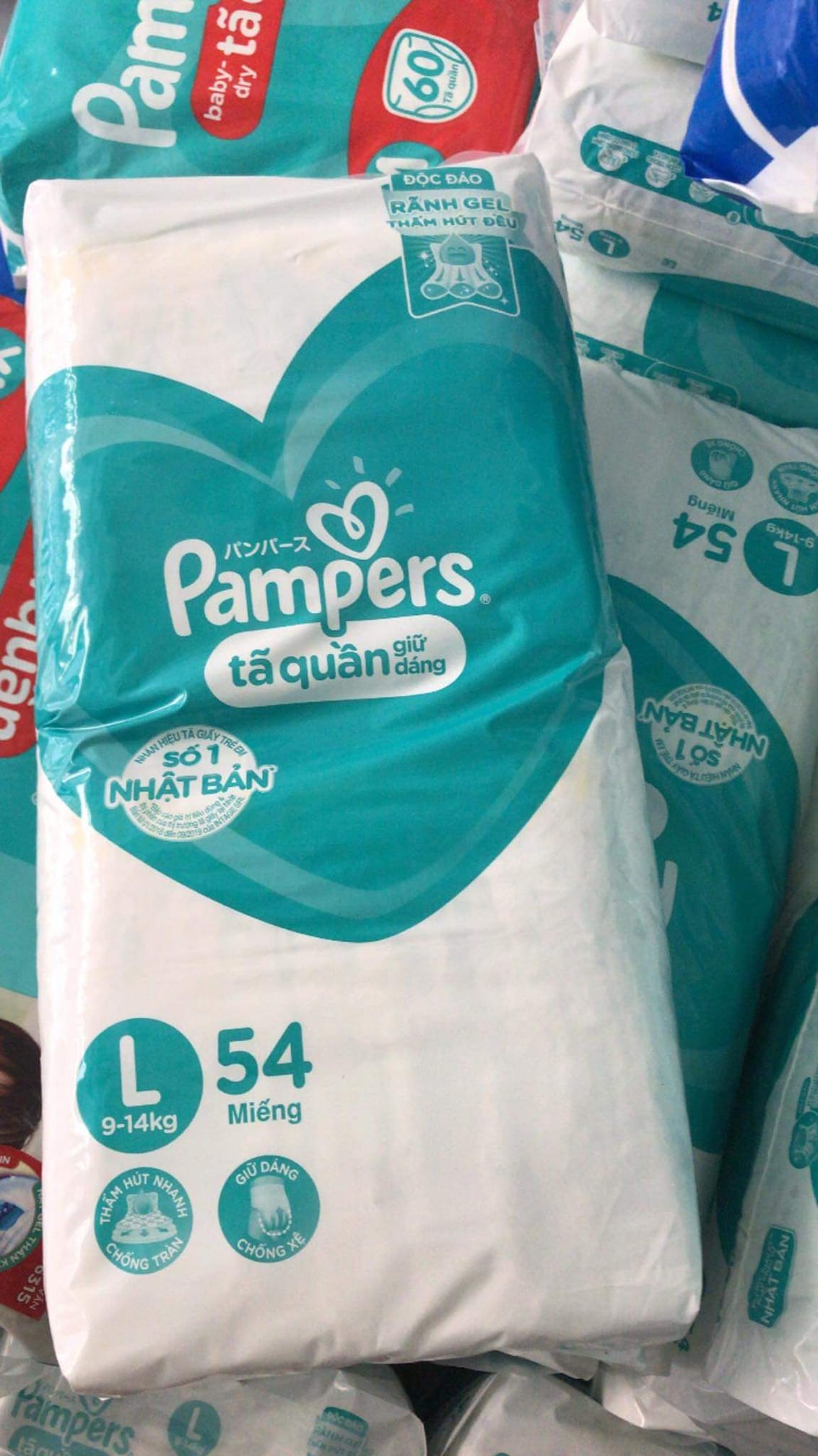 Tã quần pampers giữ dáng m60/l54/xl48/xxl44