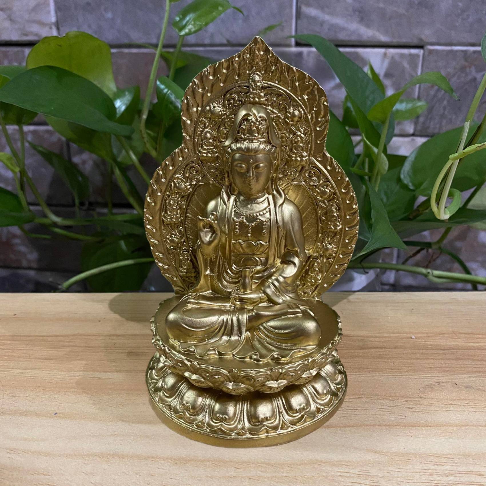 Phật Bà Quan Âm toà sen cao mạ đồng 15 cm