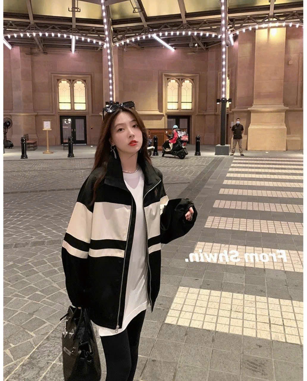 Áo khoác dù 2 lớp form rộng unisex nam nữ chất dù 2 lớp, Áo khoác dù form rộng nam nữ chất dù 2 lớp dày dặn