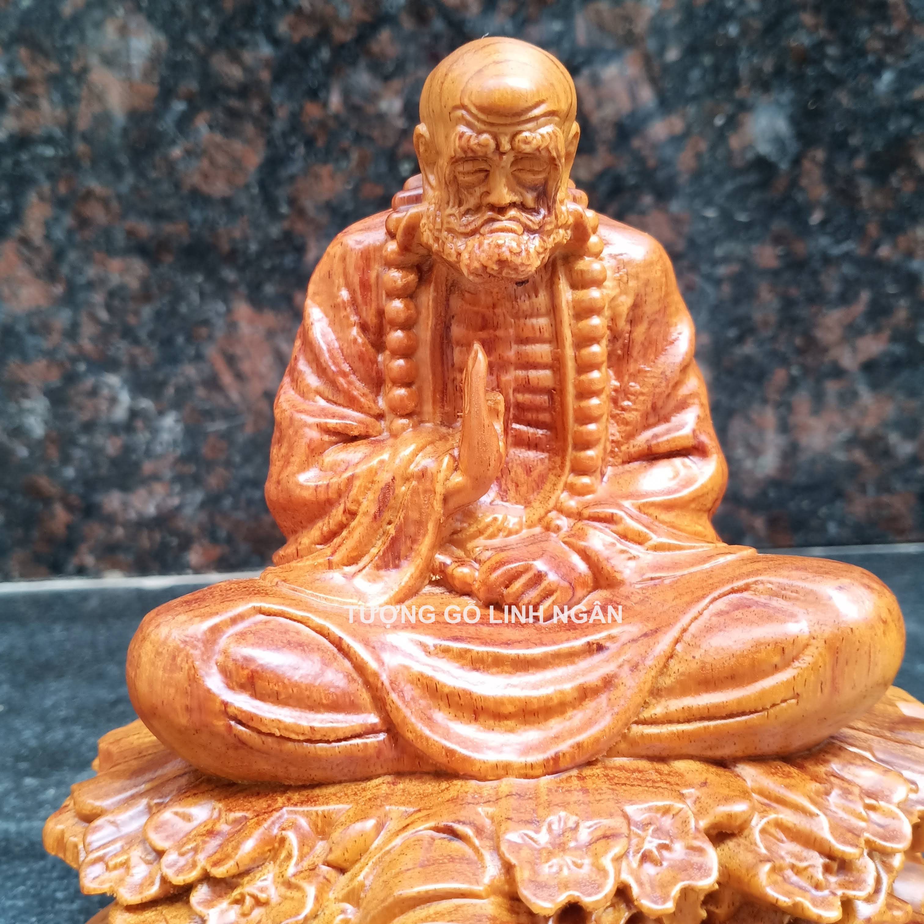 Tượng Đạt ma - Đạt ma sư tổ ngồi thiền gỗ hương