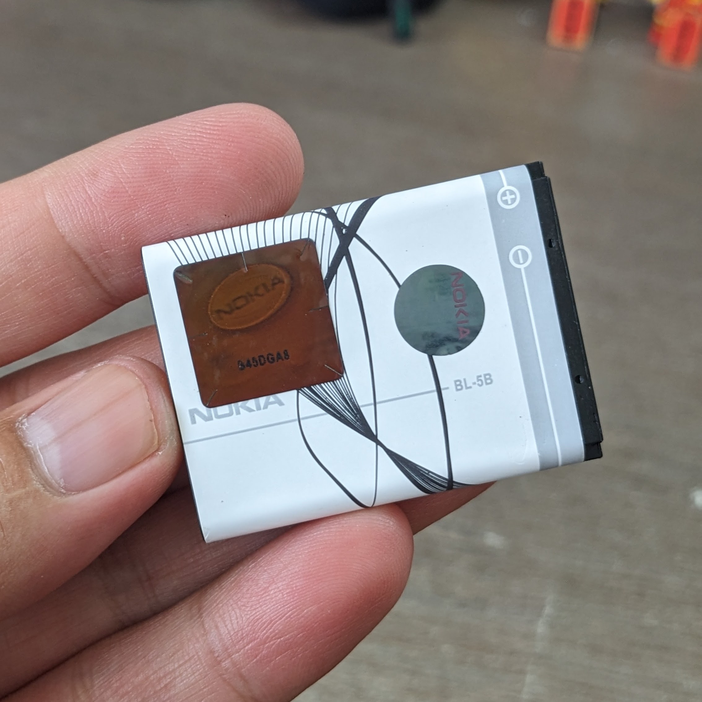 Pin điện thoại cổ Nokia BL-5B dùng cho rất nhiều dòng Nokia cổ. Zipoka
