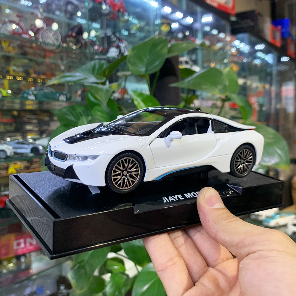 Mô hình xe BMW i8 có đèn và âm thanh tỉ lệ 1:32 Double Horses kèm đế trưng bày