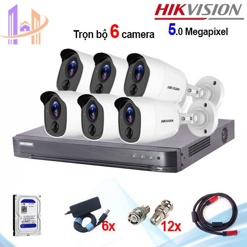 [HCM][Trả góp 0%]Trọn bộ 6 camera Hikvision DS-2CE11H0T-PIRL (5MP) + đầu ghi 8 kênh DS-7208HUHI-K1 - Công Nghệ Hoàng Nguyễn
