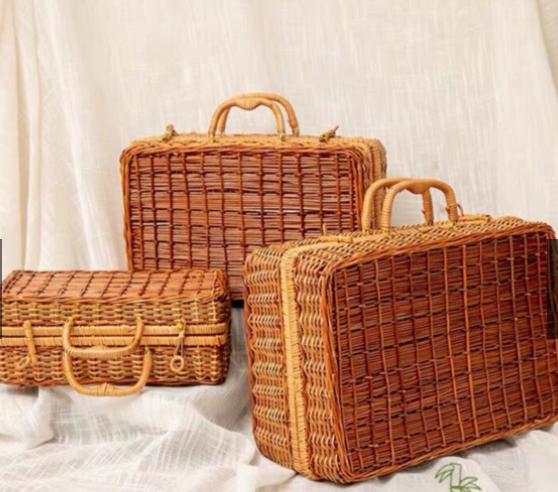 Vali mây, túi xách tay nữ có tay cầm bằng mây, cỡ trung  kích thước 35*22*14cm