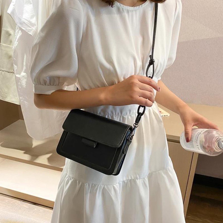 Túi mini trơn bì thư dây xích nhựa phối da đi chơi phong cách hàn quốc
