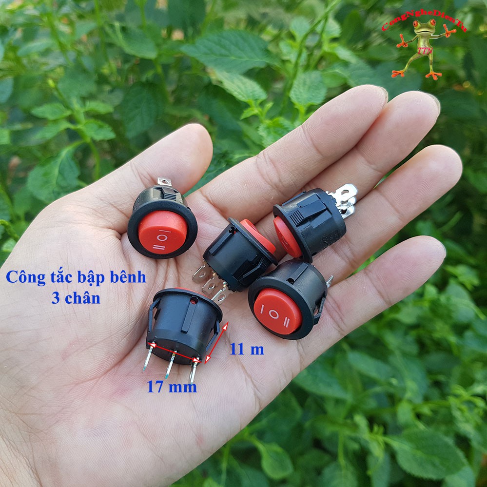 01 Nút công tắc 3 vị trí hình tròn 3 chân màu ĐỎ