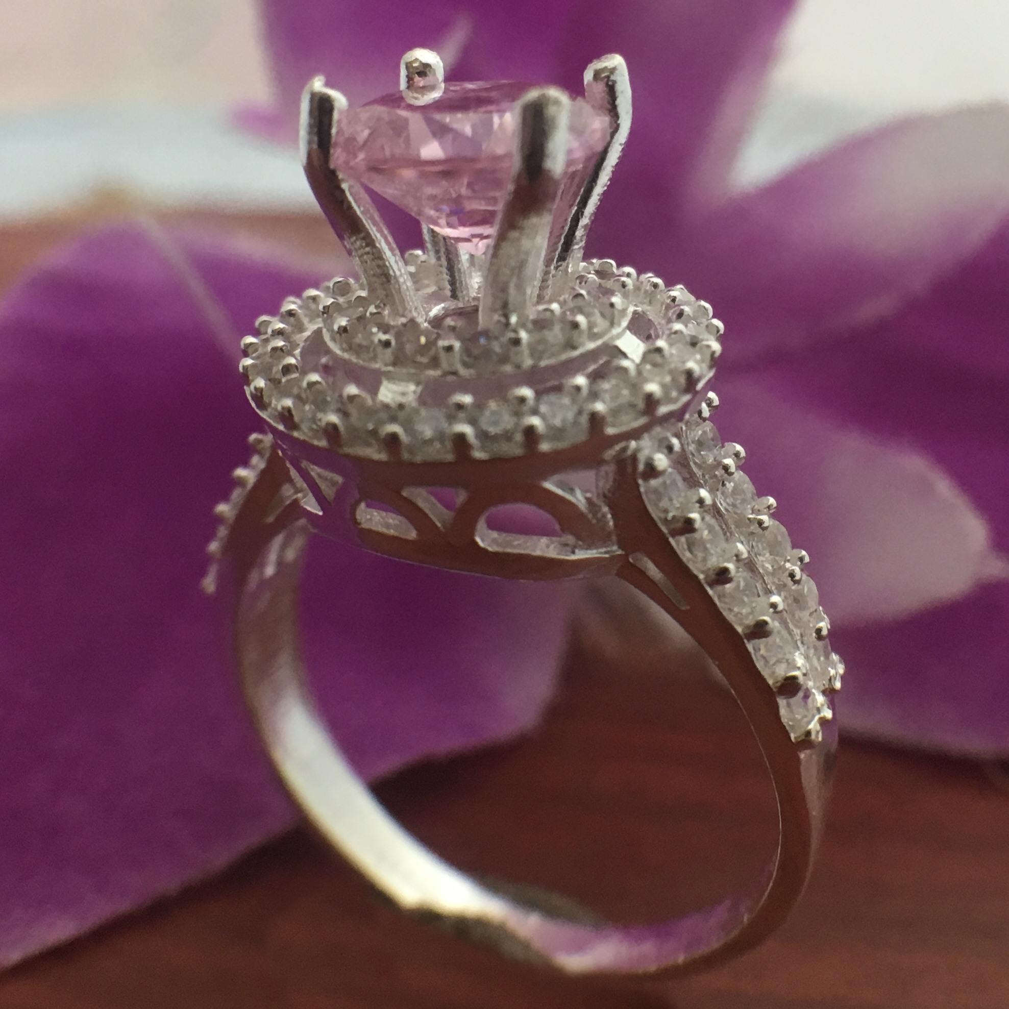 Nhẫn nữ ổ cao phong cách thười trang gắn đá có nhiều màu lựa chọn 100% chất liệu bạc thật không xi mạ có thể chỉnh size tay theo yêu cầu – LMNU36