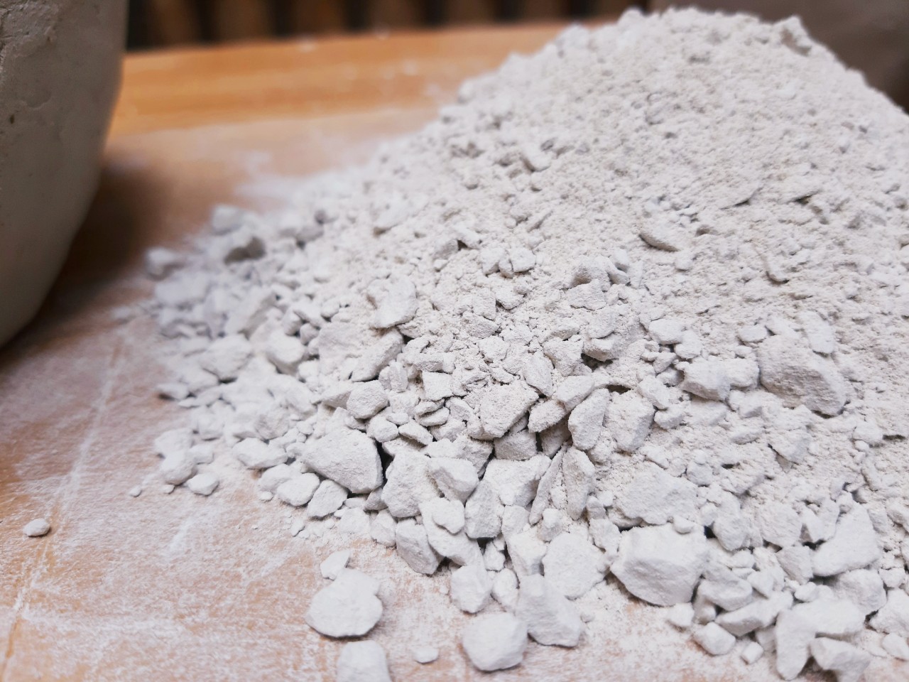 300 Gram BỘT ĐẤT SÉT TRẮNG KHAI THÁC TỰ NHIÊN ĐA CÔNG DỤNG