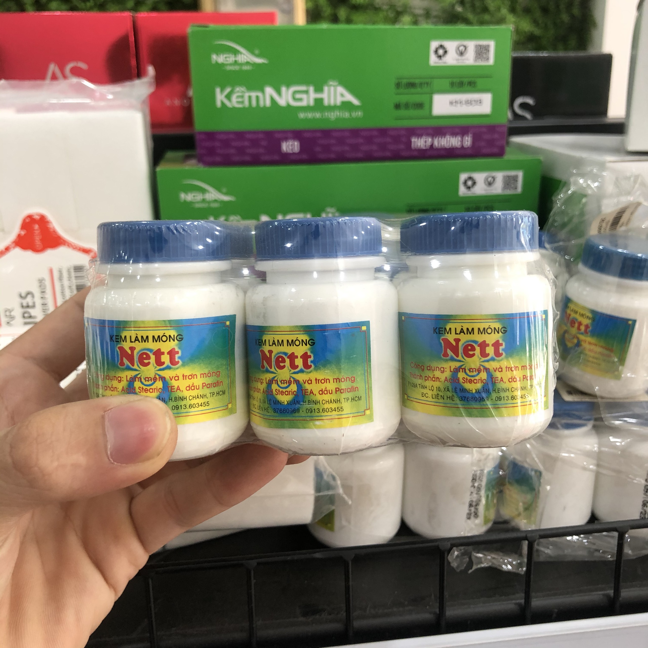 Kem làm móng nett