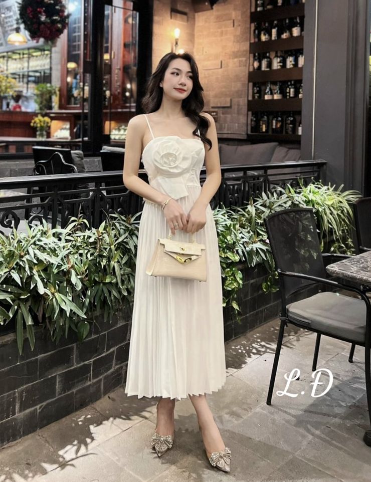 Váy dự tiệc 2 dây cúp ngực quấn hoa sang trọng bùi đượm concept, đầm tết nữ tính dáng dài chân váy xếp ly bđ98