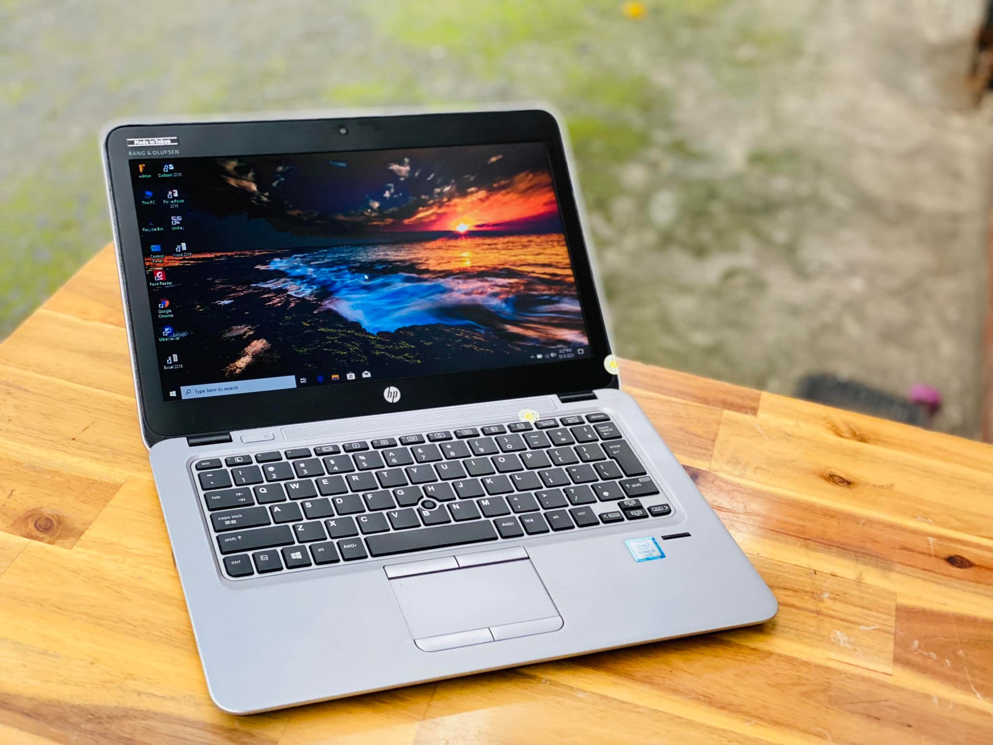 Laptop hp 820 g1 i5 4300u ram 10gb ssd 128gb nhỏ gọn, mỏng nhẹ