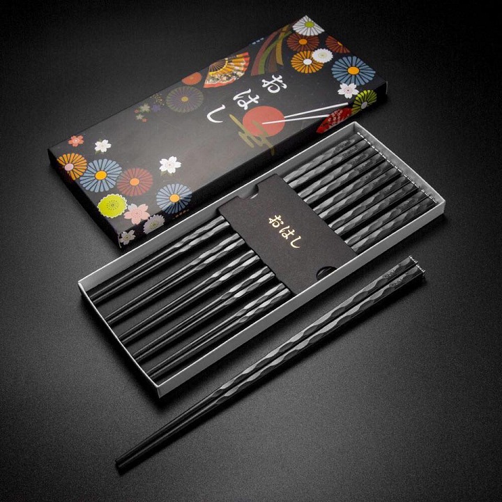 ĐŨA KHÁNG KHUẨN NHẬT BẢN CAO CẤP SHIKISAI HOA ĐÀO 1 HỘP 5 ĐÔI