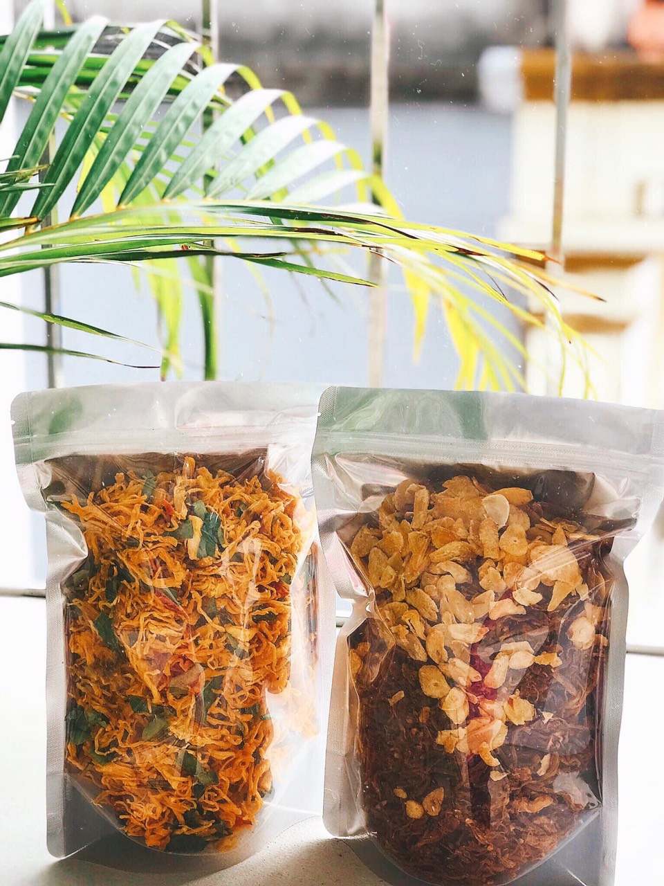 0.5kg khô gà lá chanh mix khô heo cháy tỏi