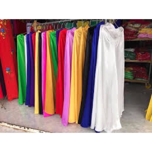Quần áo dài chất phi lụa
