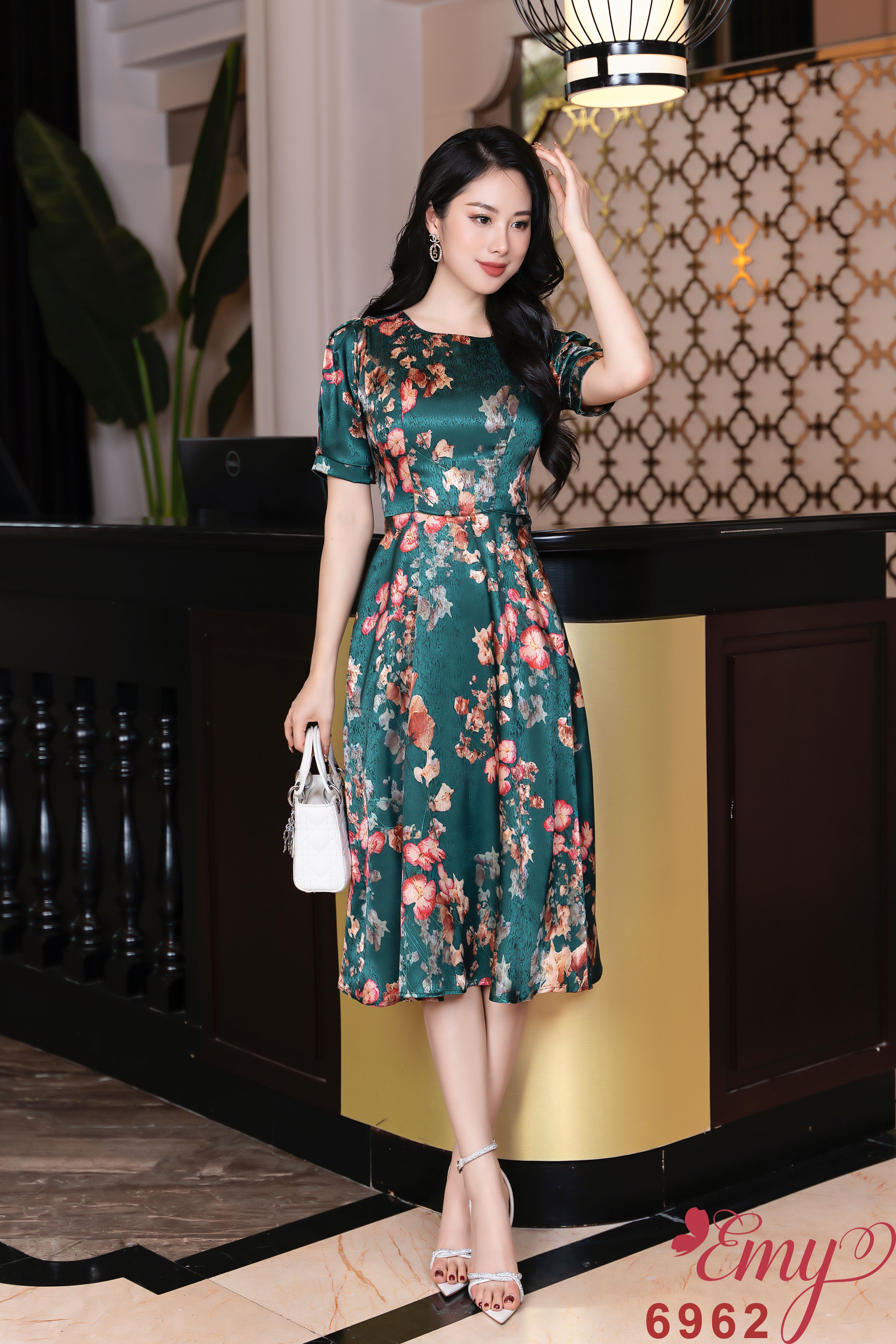 Đầm emy em6962 xoè lụa vân xanh