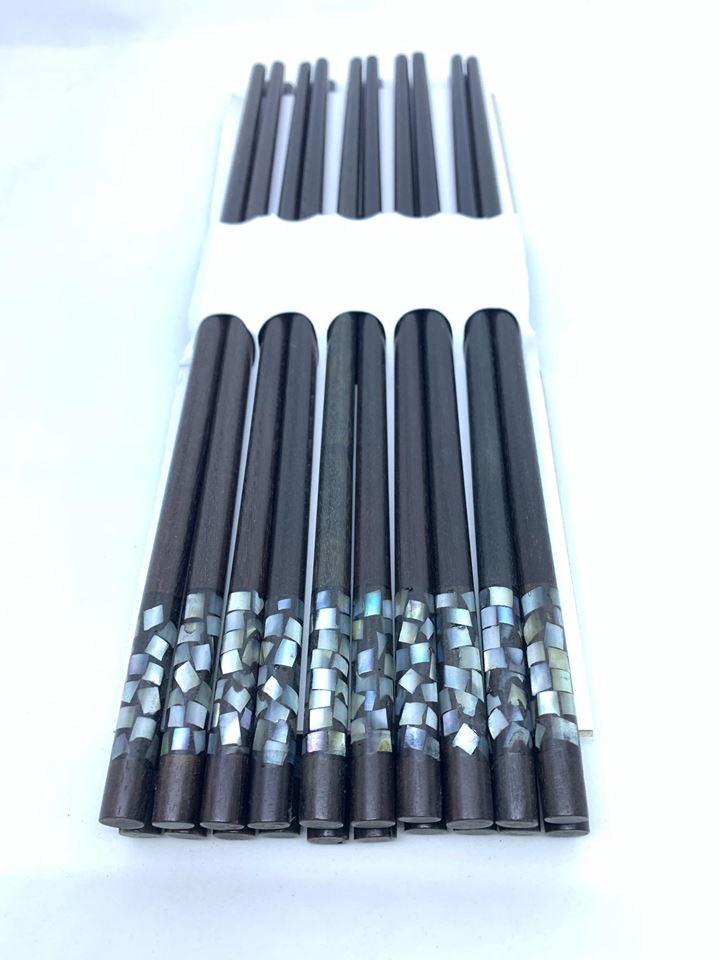Bộ 10 đôi Đũa ăn gỗ Mun đầu tròn gắn cẩm quy