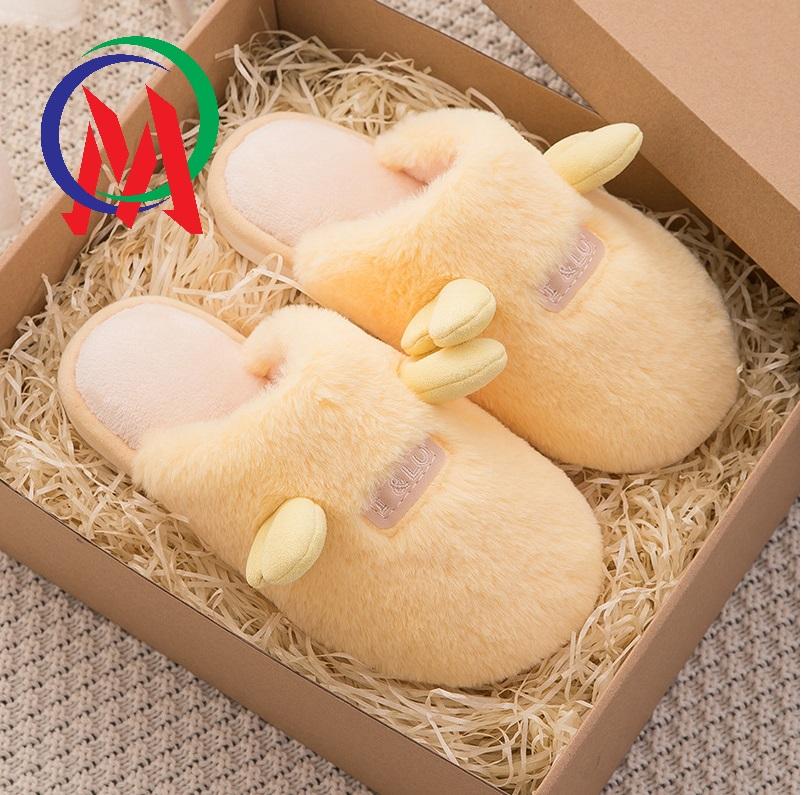 [HCM][Giá rẻ hủy diệt] Dép bông mang trong nhà có tài tuần lộc