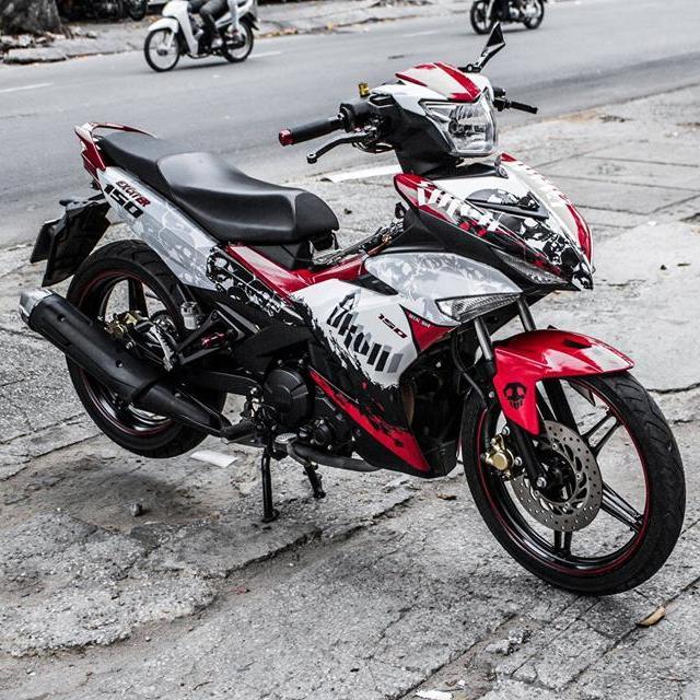 Tem Trùm Exciter 150 Trắng Đỏ Đầu Lâu