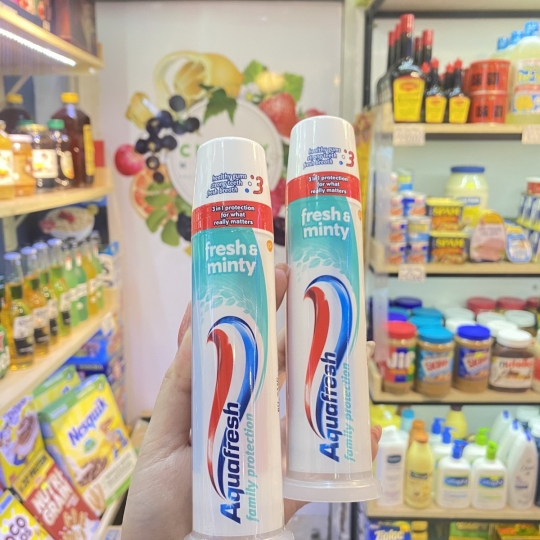 Kem đánh răng aquafresh fresh & minty 100ml