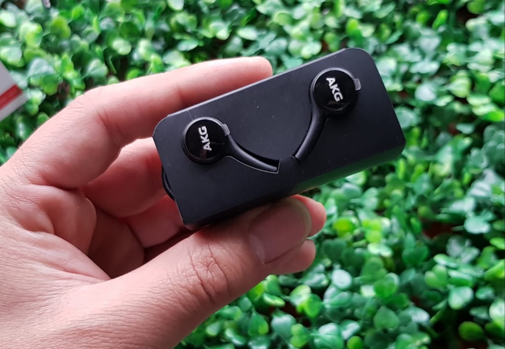 Tai nghe samsung galaxy akg s10