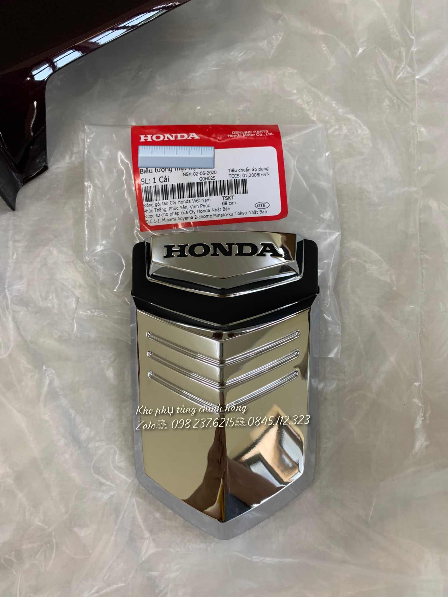 Logo mặt nạ xe dream 100