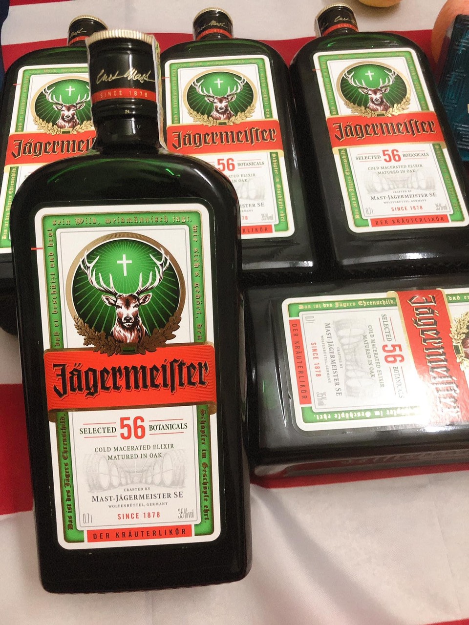 Chai Jagermeister hảo hạn 700ml nhập khẩu Đức