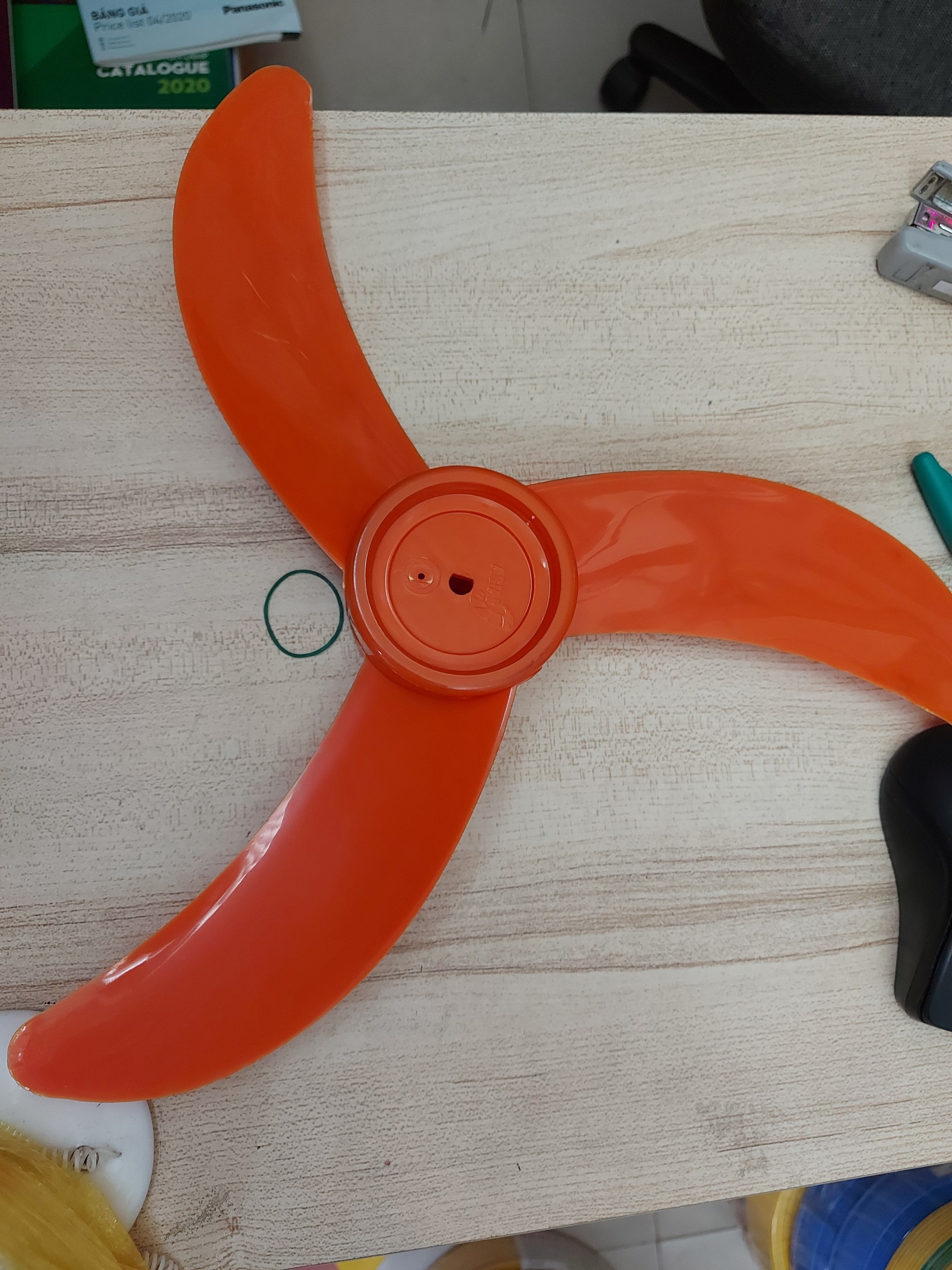 CÁNH QUẠT ASIAVINA 3 LÁ CAM - dùng cho quạt L16009 / A16008 / L18002 / D18001 - Chính hãng ASIA
