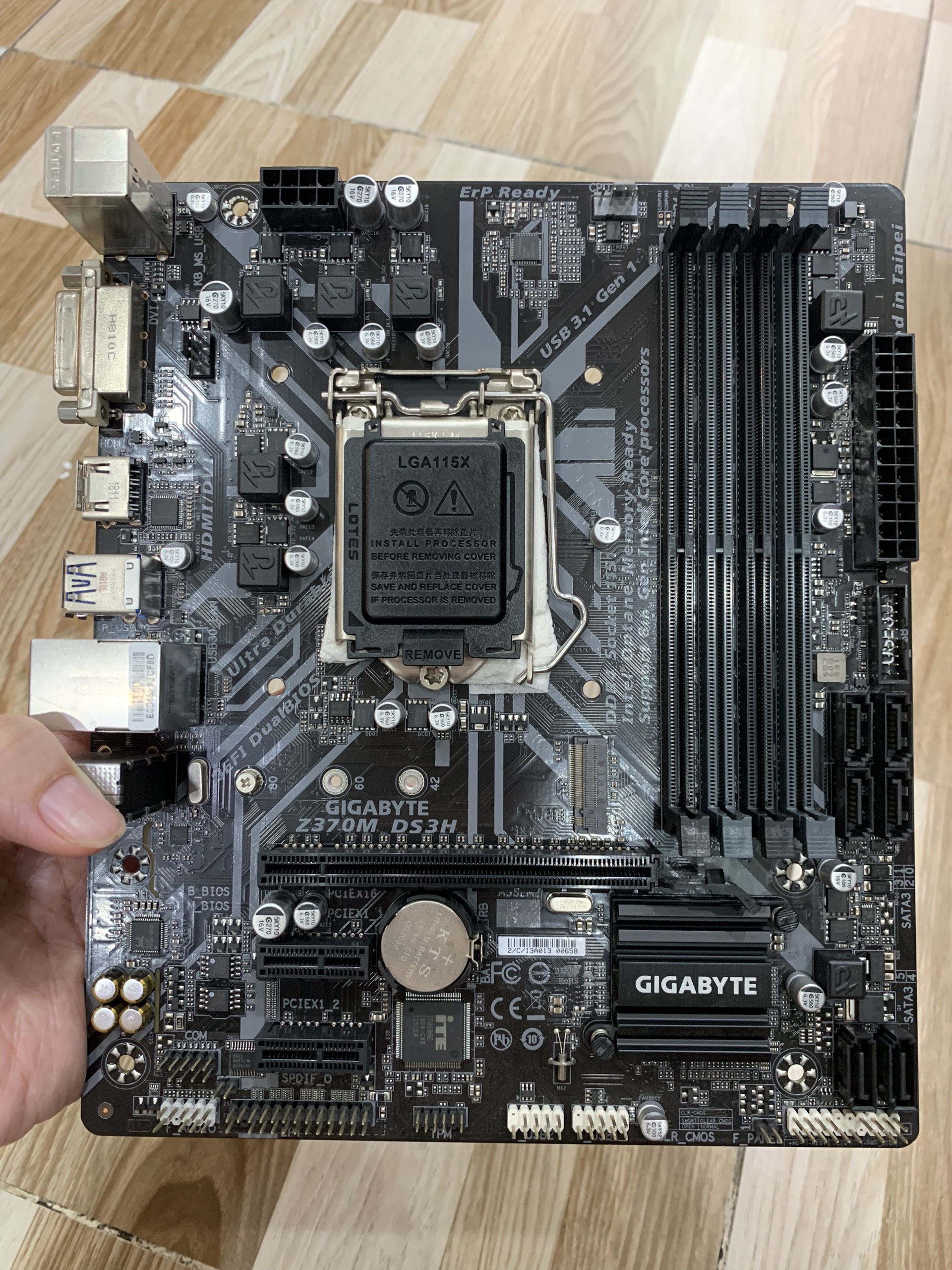 Main giga z370 ds3h socket 1151v2 sử dụng cpu thế hệ 8 + 9