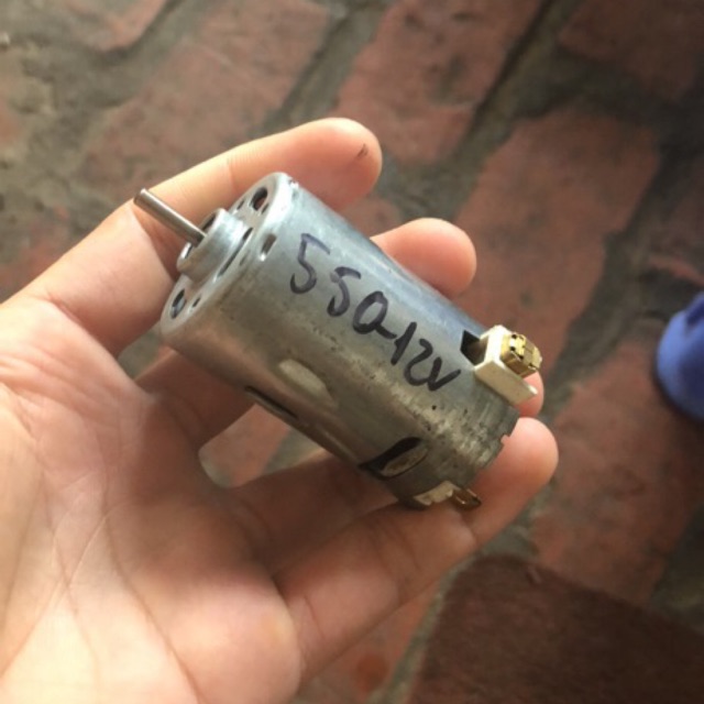 Mô tơ 550 2 bạc đạn thay đc chổi than bền khủng- trục 3,17mm 2 đầu đều là vòng bi nên rất bền
