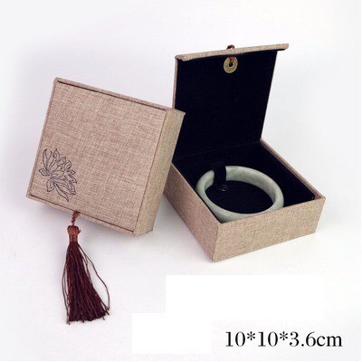 Mộc - Hộp gấm hình hoa sen có tua size 10x10cm