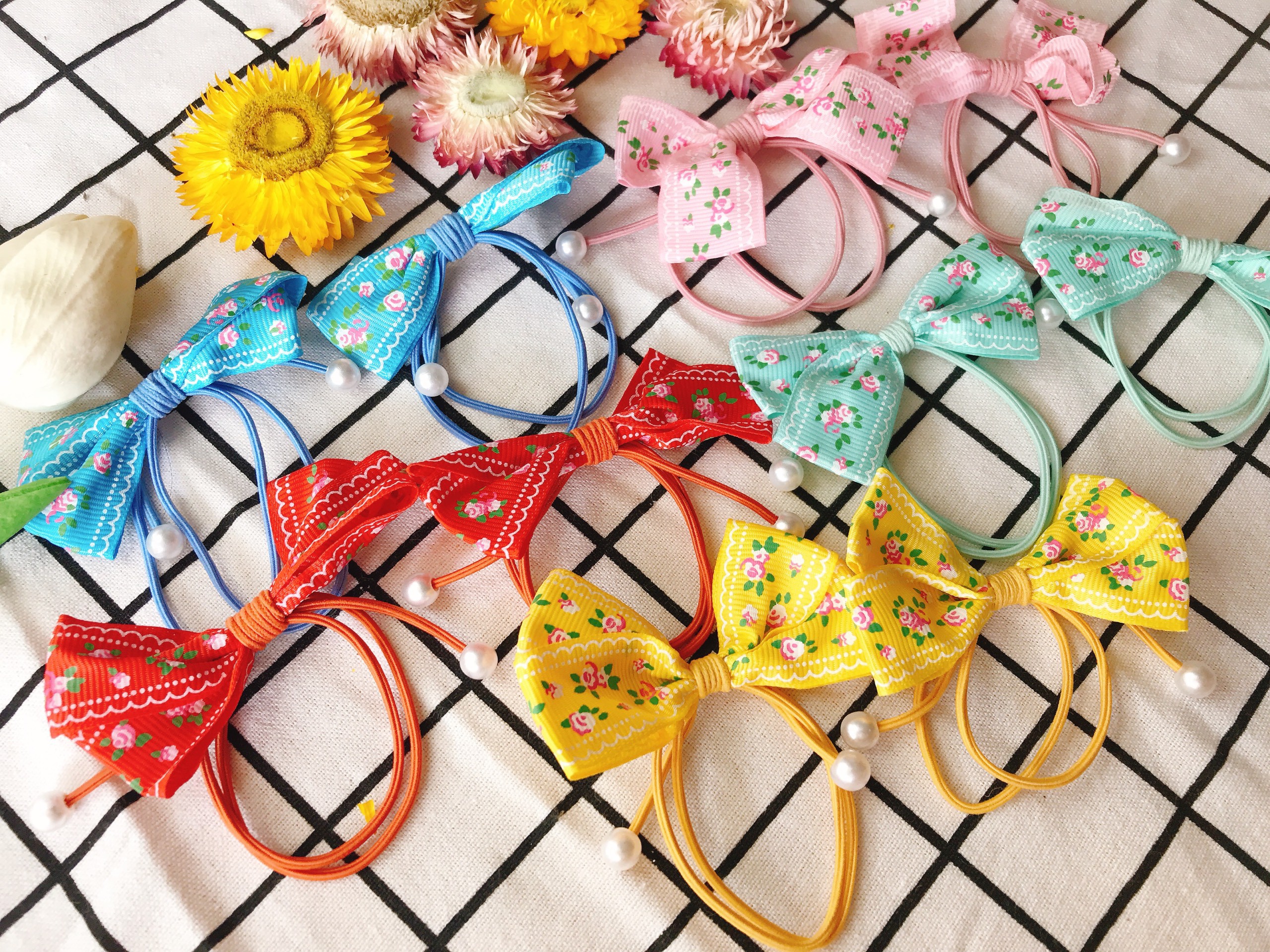 Set 2 cột nơ hạt ngọc