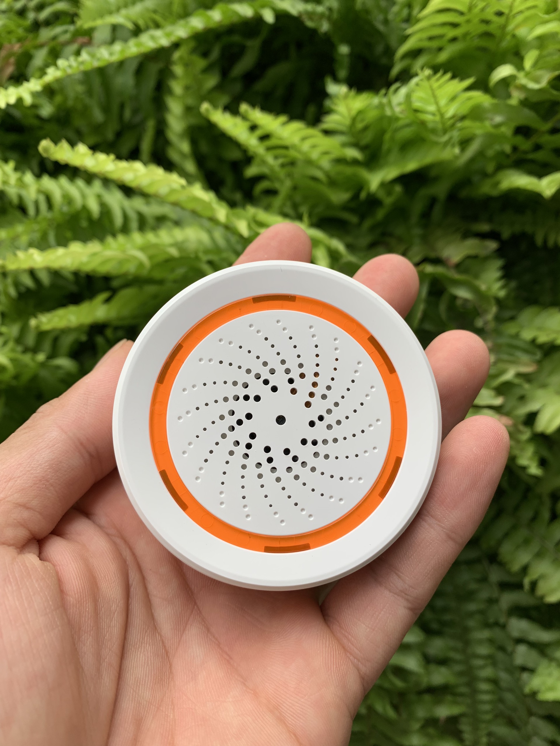 Loa báo động, cảnh báo thông minh Siren Tuya Zigbee/Wifi tích hợp cảm biến nhiệt độ, độ ẩm
