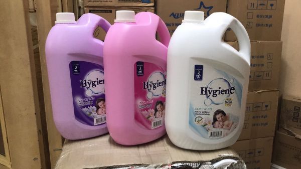 Nước xả vải hương hoa cao cấp Hygiene Thái Lan 3500ml Nước xả vải Hygiene với mùi hương tự nhiên nhẹ nhàng thơm mát làm mềm vải và giữ được màu áo quần luôn tươi mới