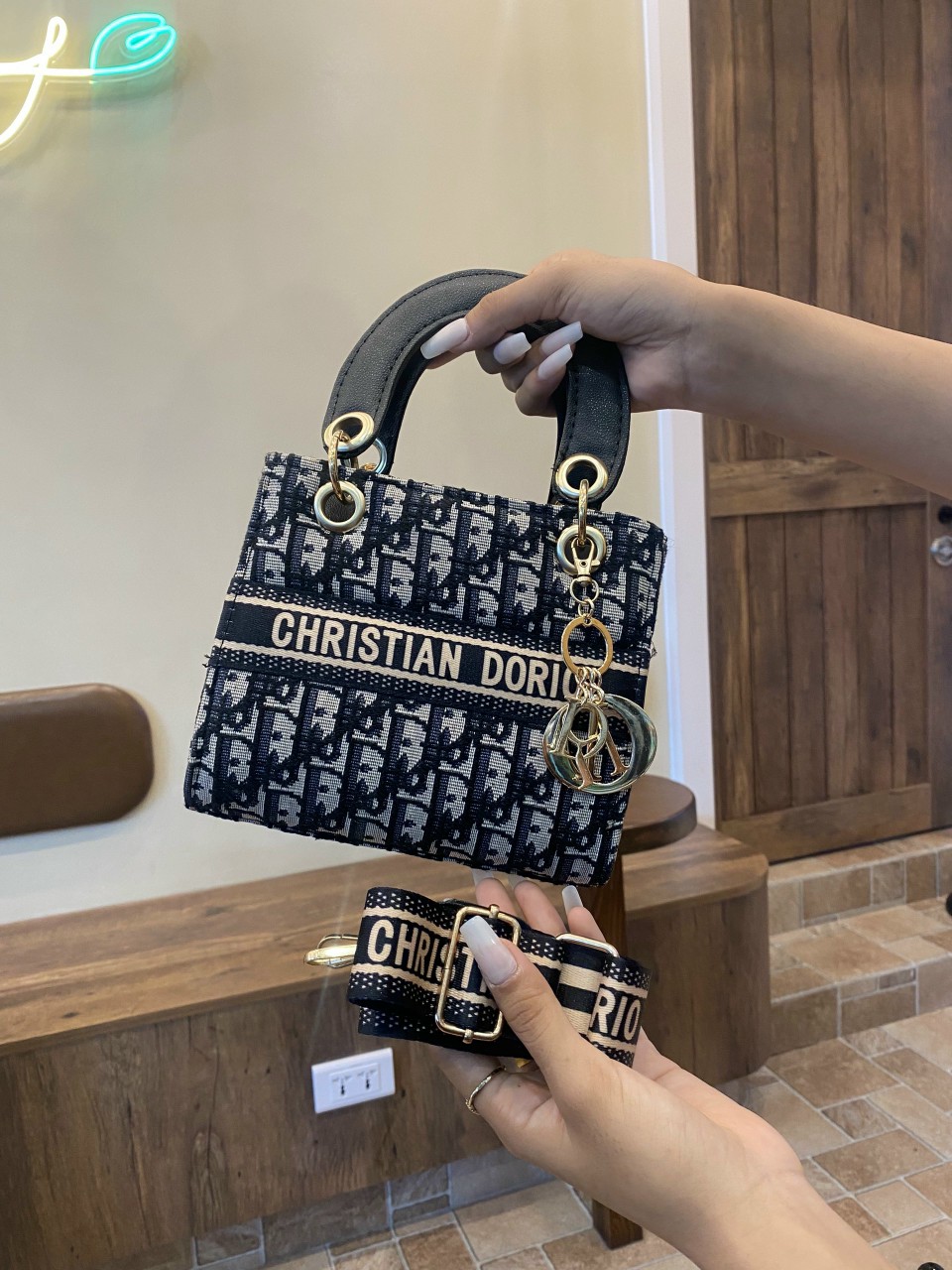 Tổng hợp Túi Dior Thổ Cẩm Mini giá rẻ bán chạy tháng 72023  BeeCost