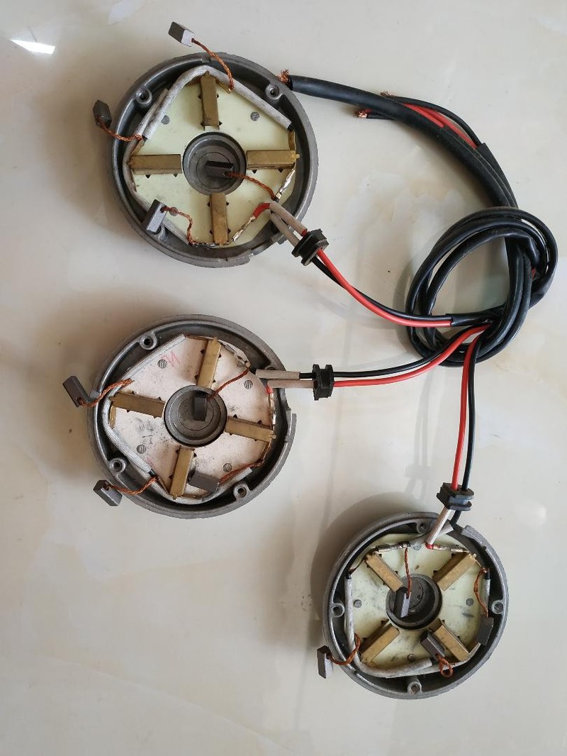Ổ than nắp đít motor  250w 350w