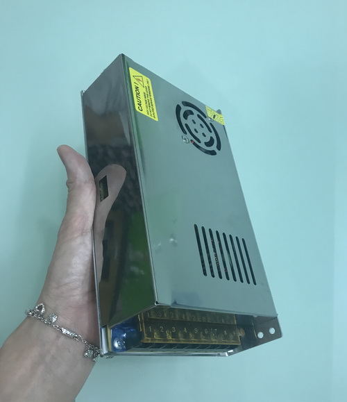 Nguồn 5v40a, có quạt