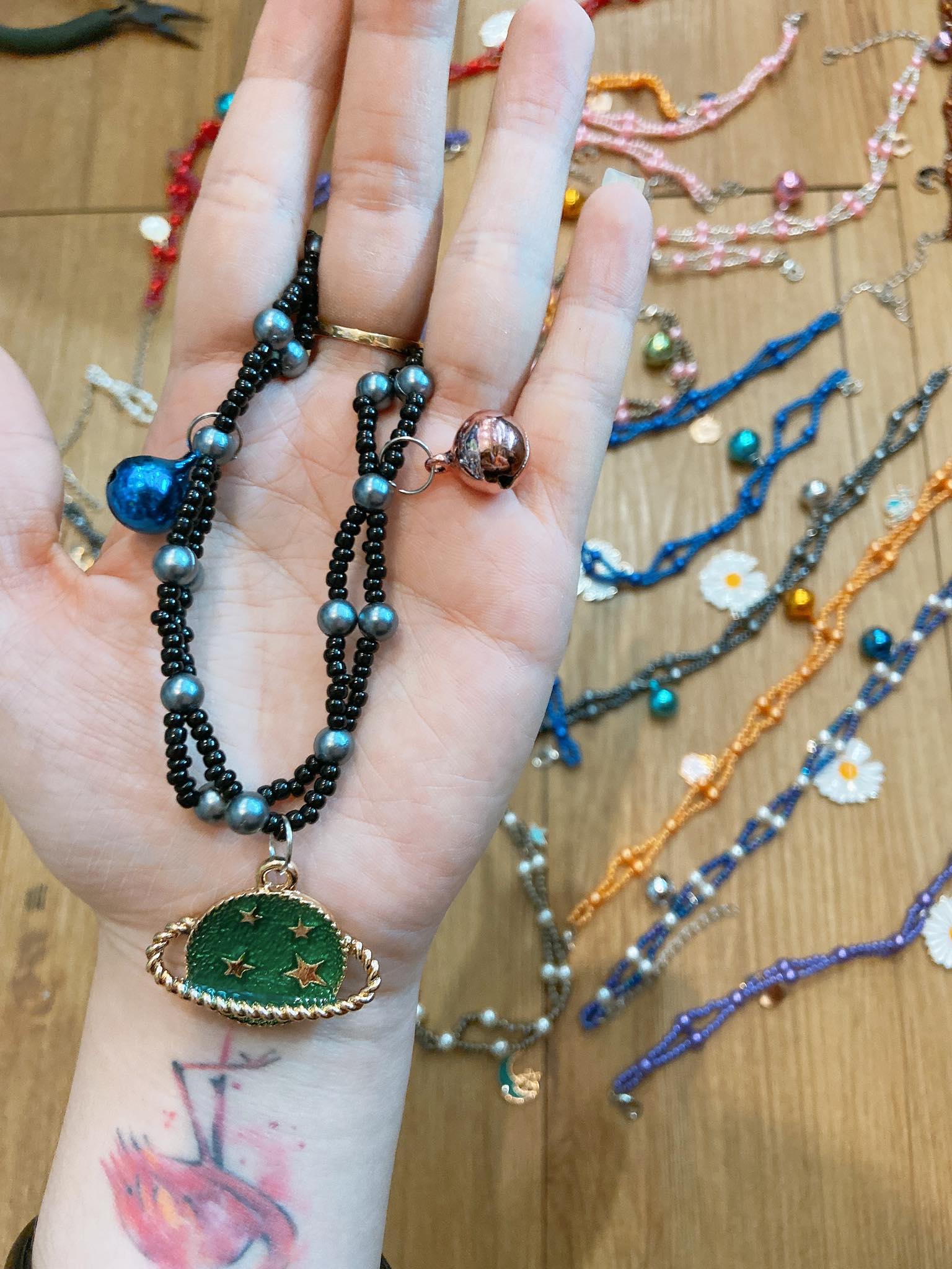 Vòng cổ đính hạt cườm kute cho chó mèo từ 4kg - 8kg