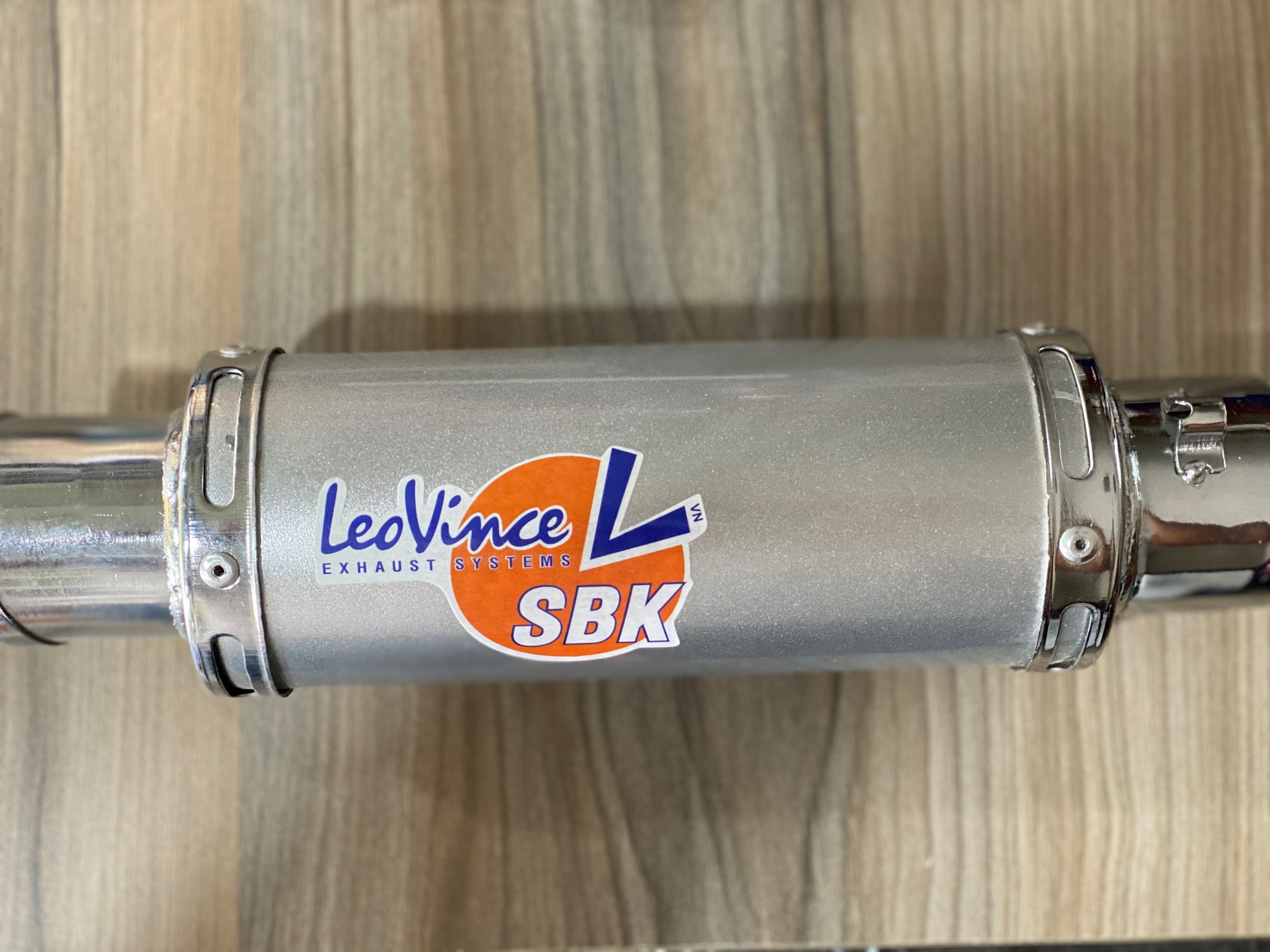 [HCM]Lon pô leovince bạc giá rẻ cho mọi loại xe