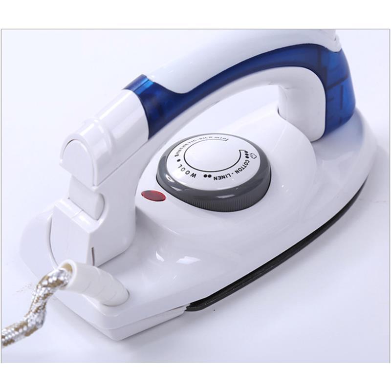 Bàn là hơi nước mini