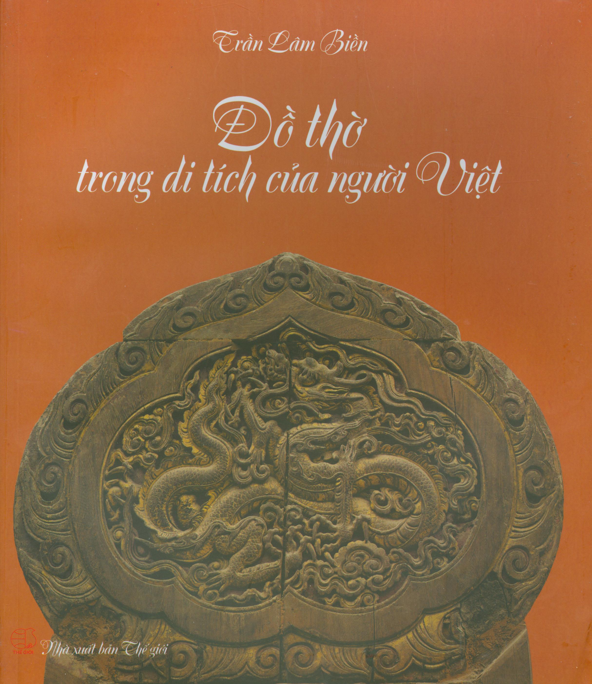 Đồ thờ trong di tích của người Việt