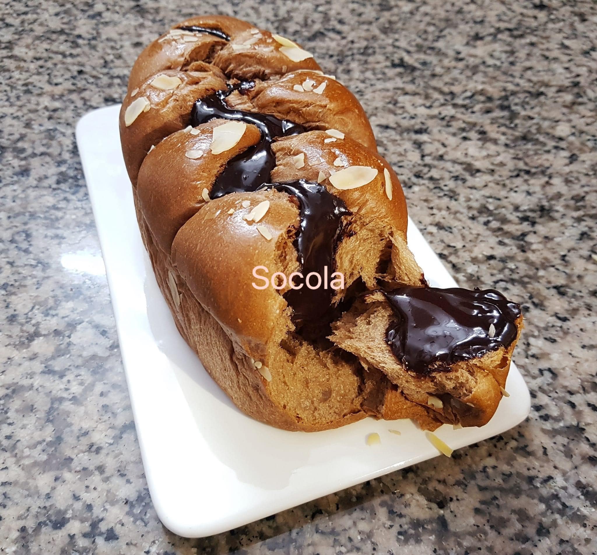 Bánh mì hoa cúc nhân Socola 350gam