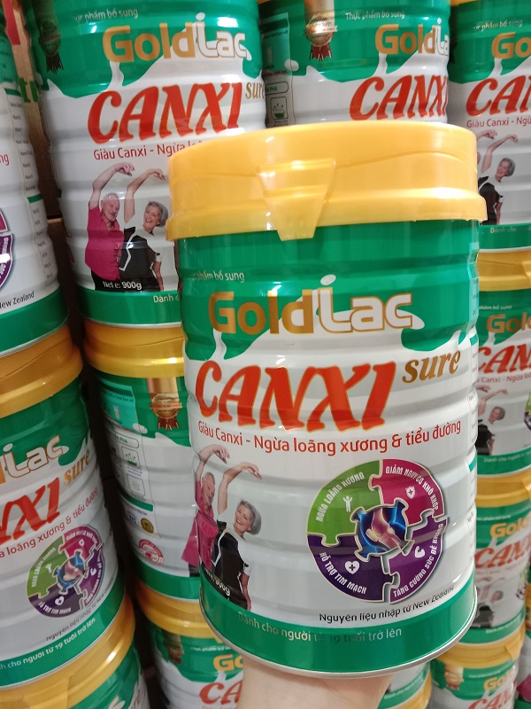 Sữa bột canxi Goldlac dành cho người già ngăn ngừa loãng xương và tiểu đường lon 900g