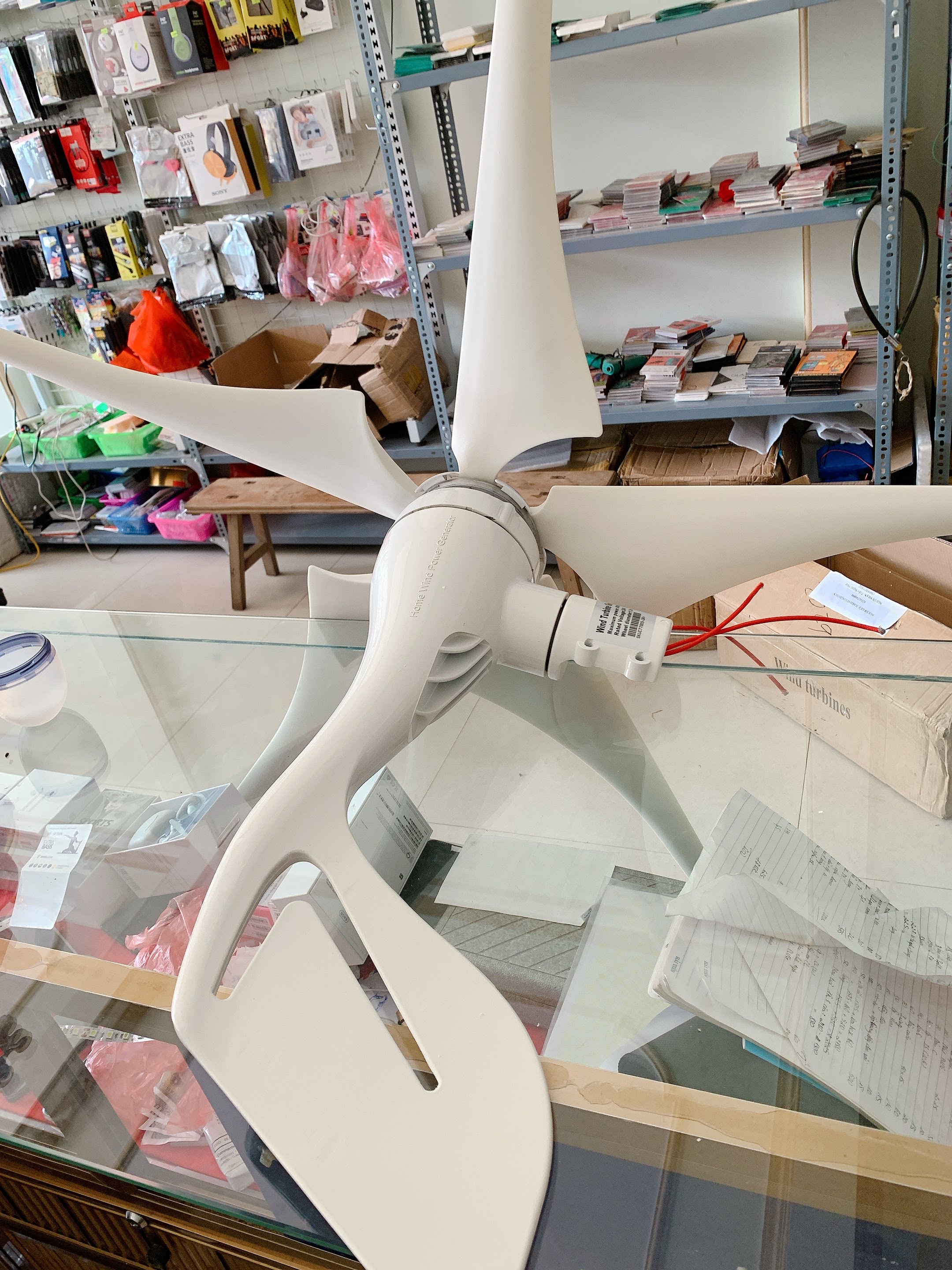 Máy phát điện gió tuabin gió 12/24v 400w