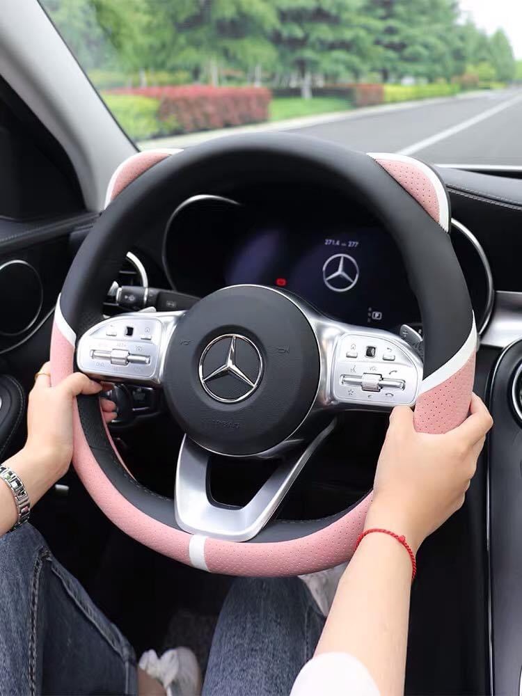 Bọc vô lăng ô tô hình tai gấu thời trang và cá tính