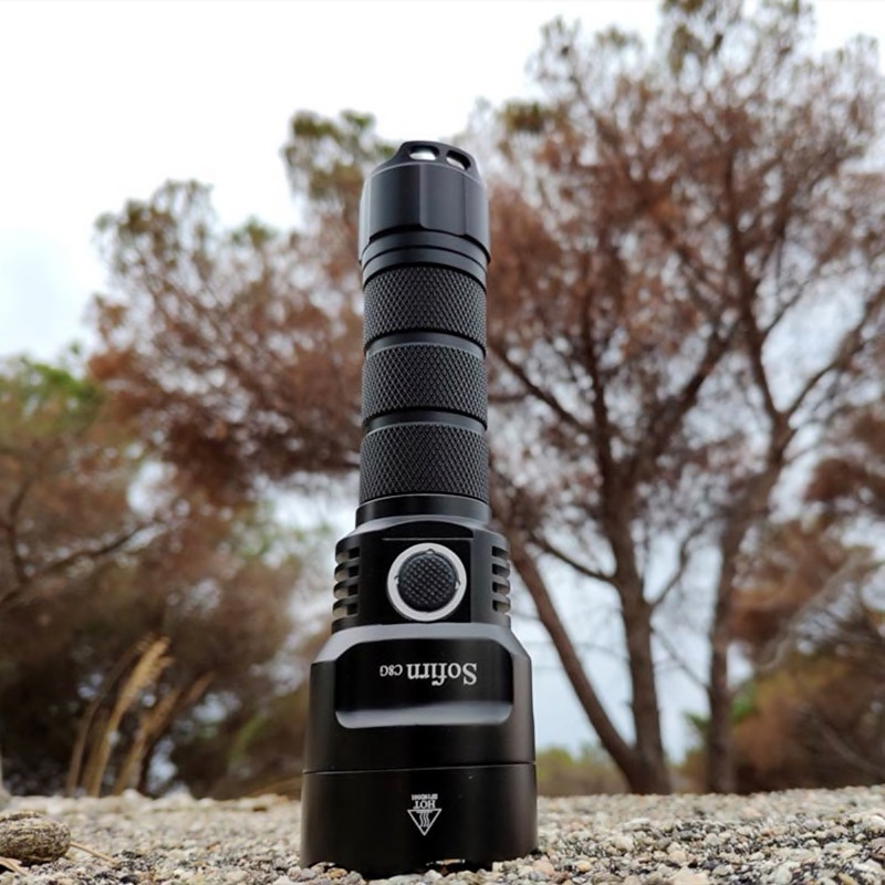 Đèn pin SOFIRN C8G độ sáng 2000lm chiếu xa 565m bóng CREE SST40 pin 21700 (kèm theo) Đèn Đèn pin