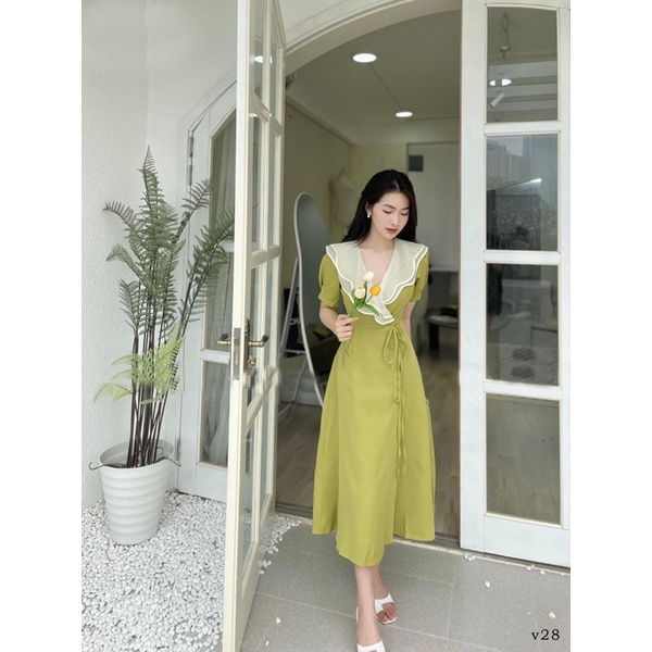 Đầm midi cổ voan bèo đắp chéo