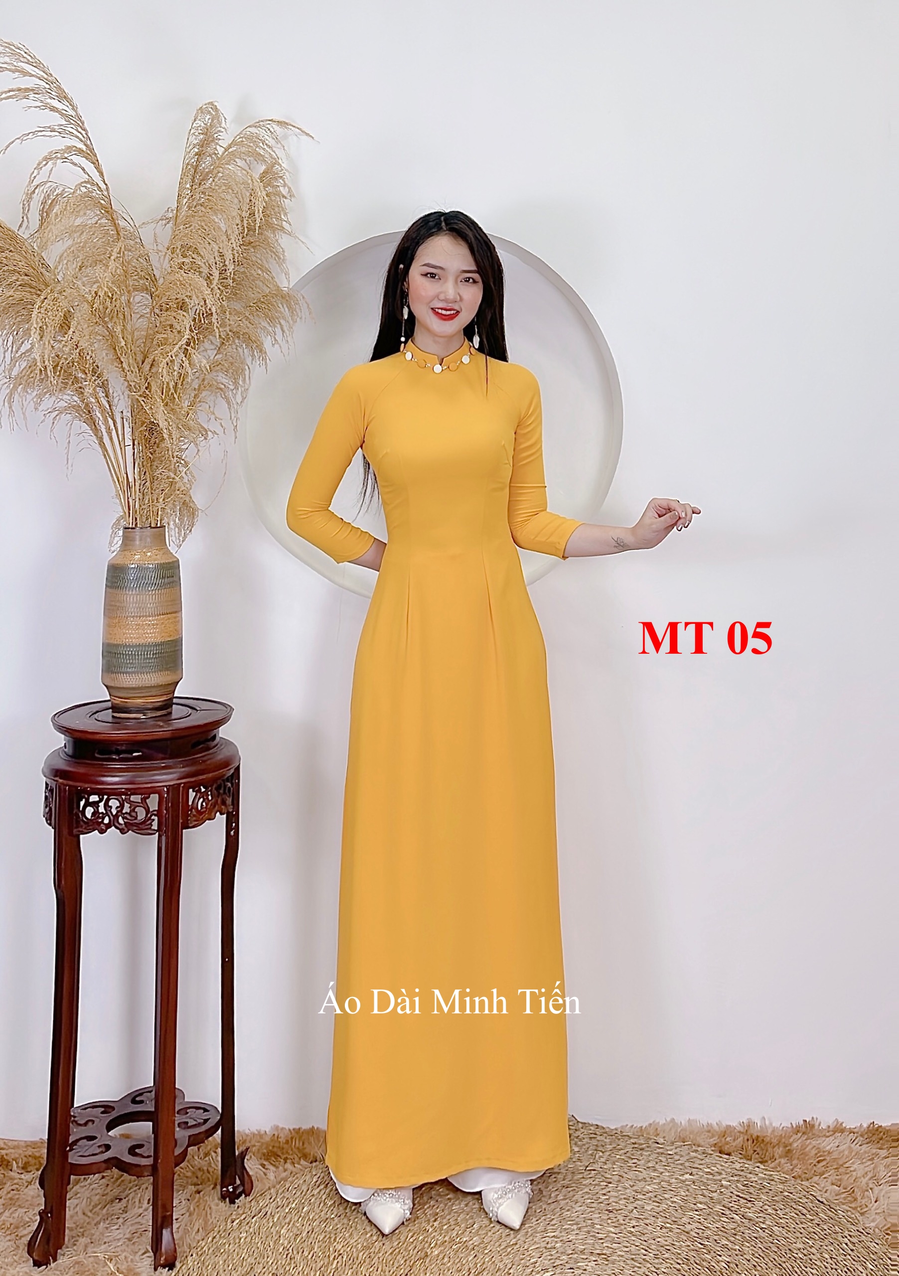 Áo dài lụa mỹ cao cấp mẫu đính cúc và ngọc cổ - mã mt05