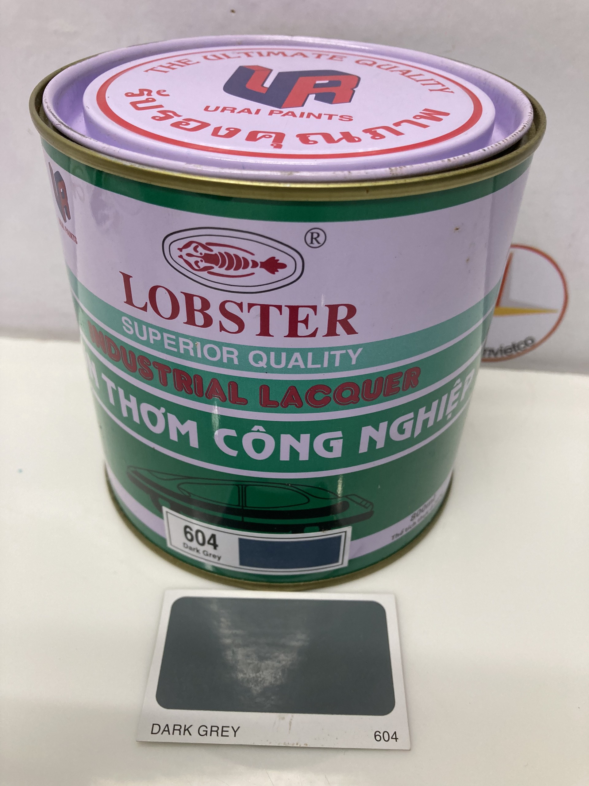 Sơn thơm nhanh khô màu xám đậm Lobster 604 800ML